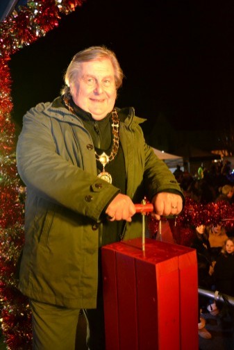 The Big Switch On by The Mayor, Cllr John Burmicz